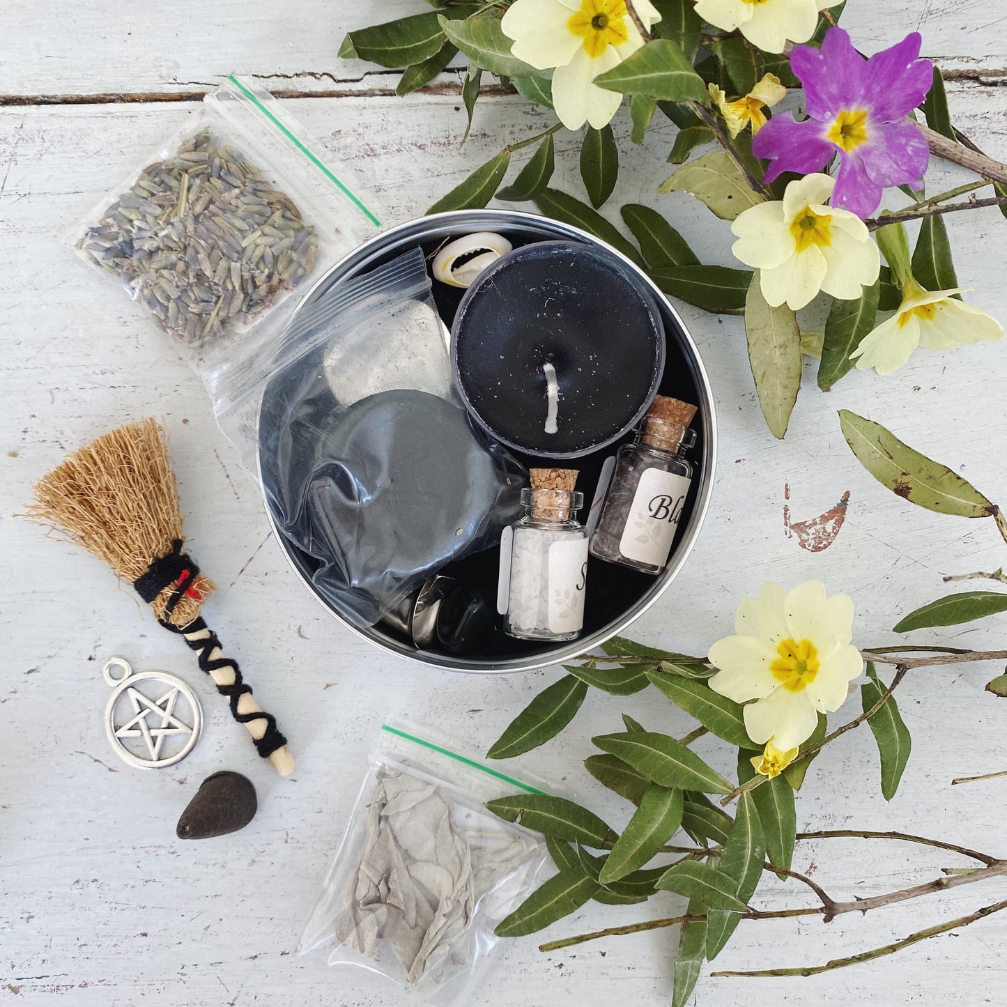 Mini pocket altar tin by Karma Kavern