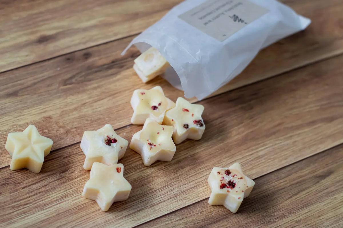 Baked Apple and Cinnamon Hand Poured Wax Melts