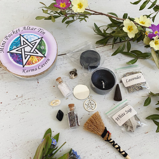 Mini pocket altar tin by Karma Kavern